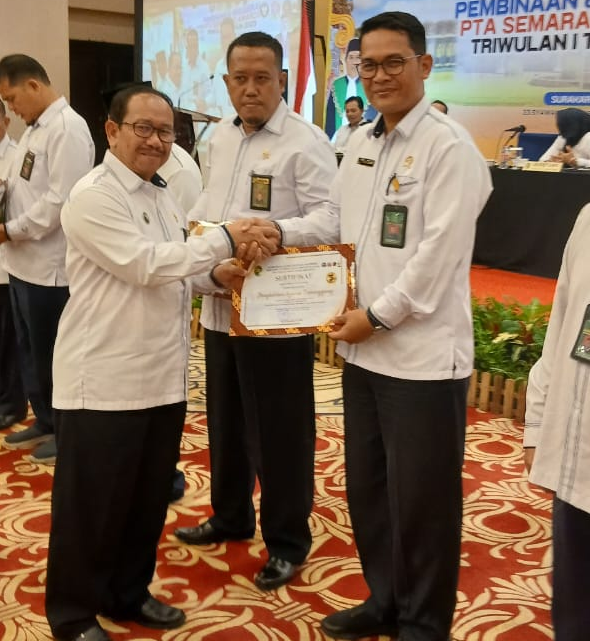 PTA Award TW1 2
