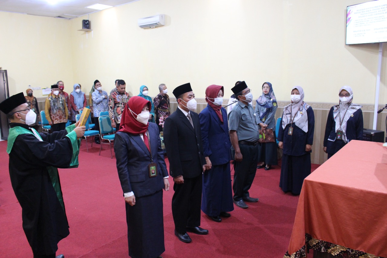 pelantikan dan alih tugas 3