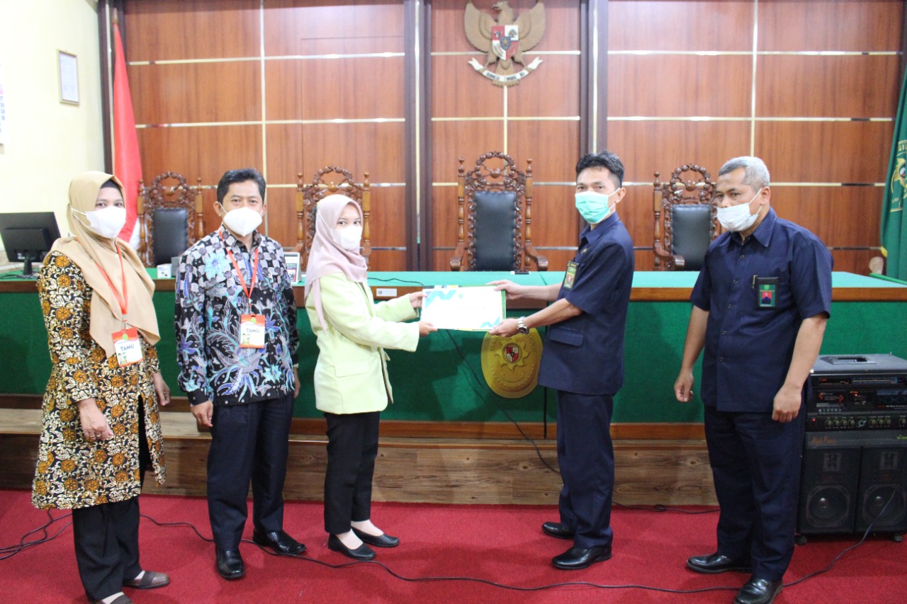 pelepasansalatiga1