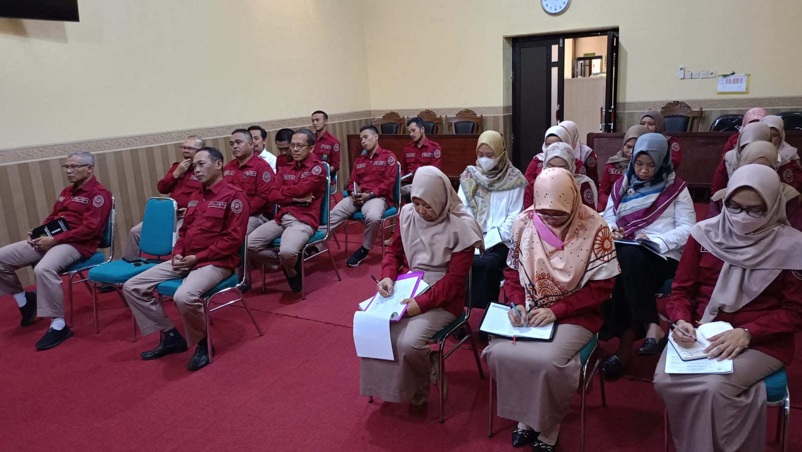rapat 26 Juli 2