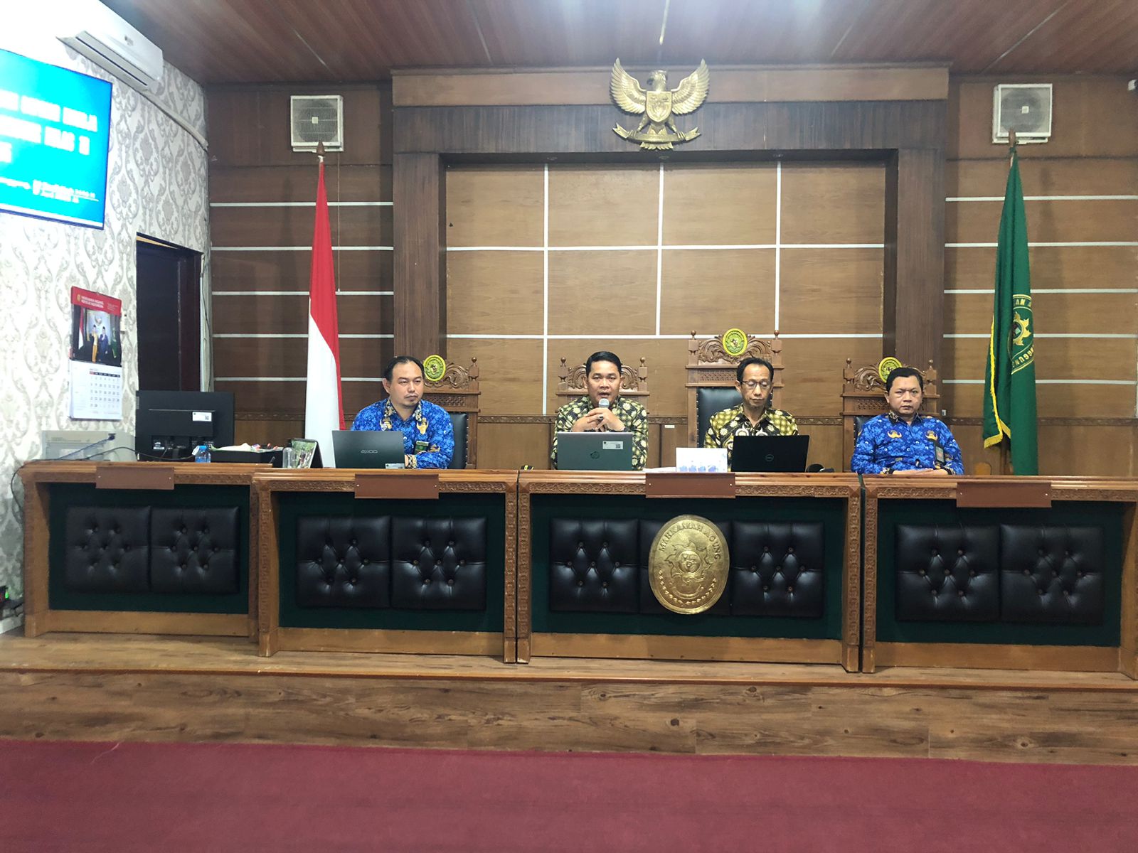 rapat juni 2025