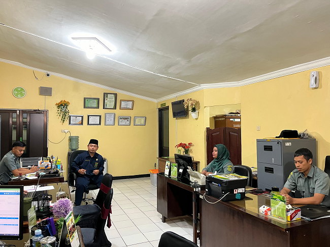 rapat sekre 1