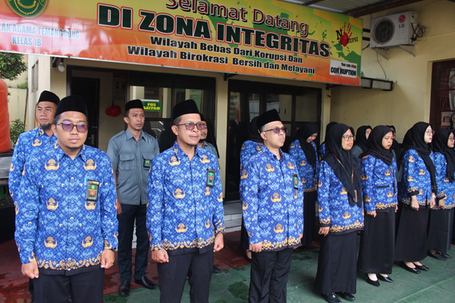 upacara korpri 1