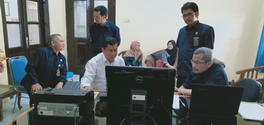 lelang