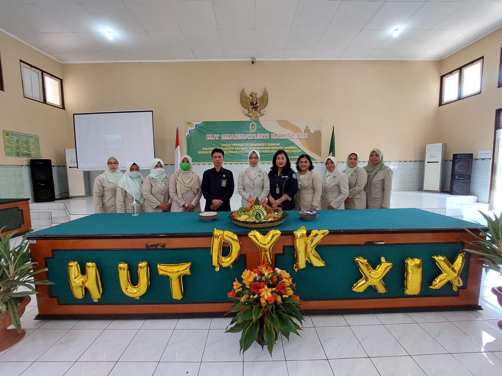 hut dyk1