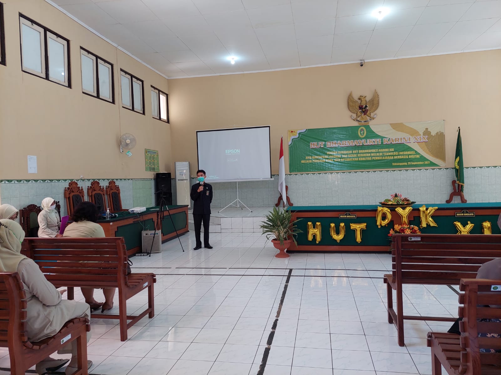 hut dyk2